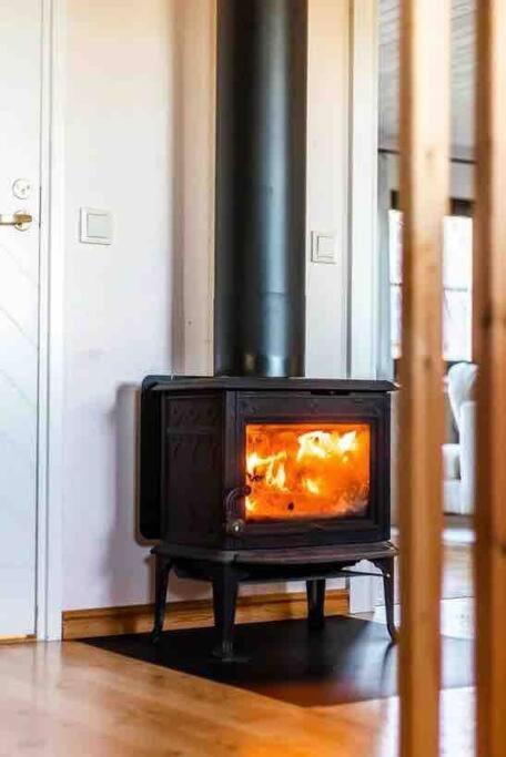 A Countryside Villa Close To Uppsala! ภายนอก รูปภาพ